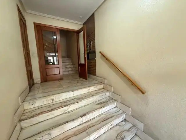 Dúplex en venda en León Capital  amb Calefacció i Parquet