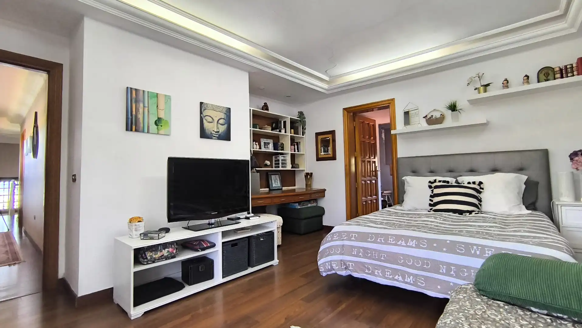 Sala d'estar de Casa o xalet en venda en San Cristóbal de la Laguna amb Jardí privat, Terrassa i Traster