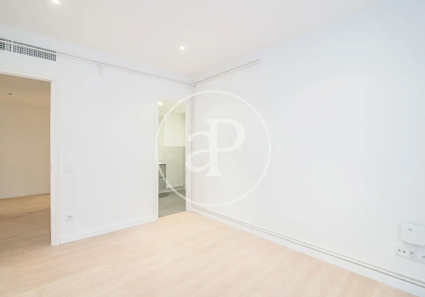 Piso de alquiler en Barcelona con Aire acondicionado, Calefacción y Terraza