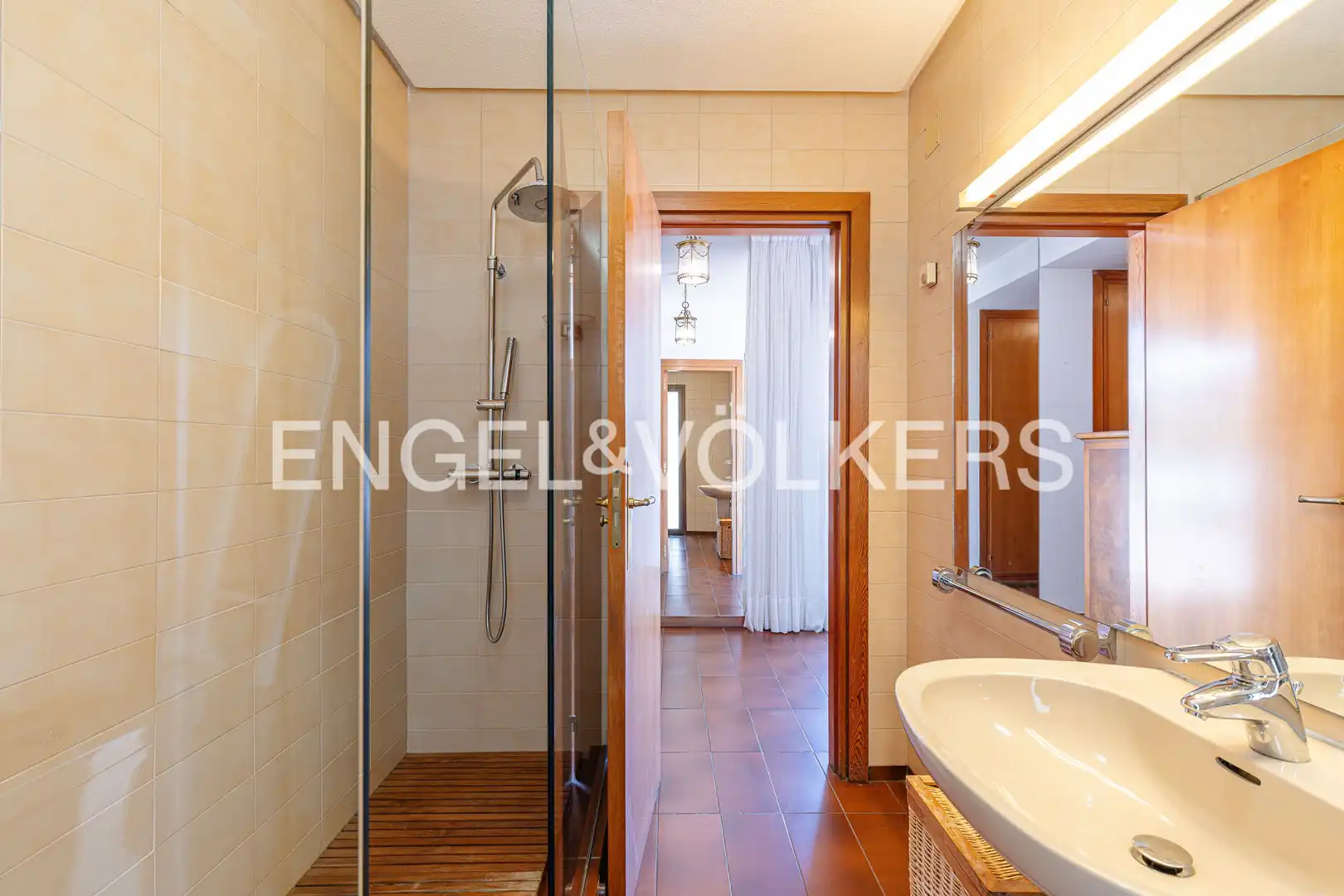 Baño de Casa o chalet en venta en Las Rozas de Madrid con Calefacción, Jardín privado y Terraza