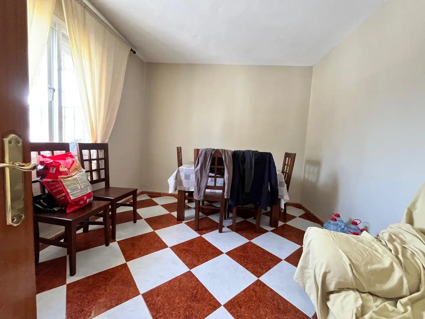 Menjador de Casa o xalet en venda en Alhaurín de la Torre amb Jardí privat, Terrassa i Traster