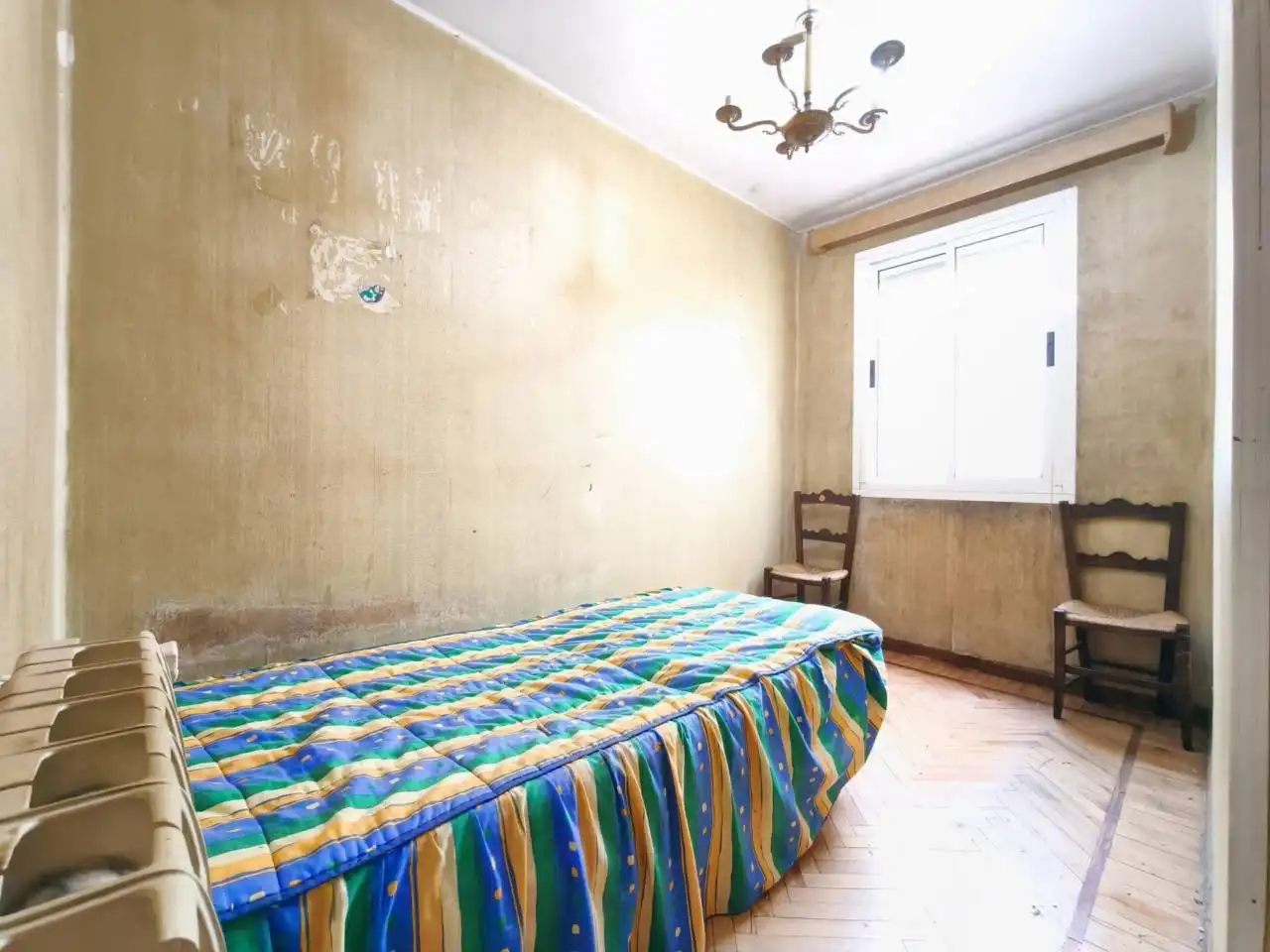 Habitación de Piso en venta en Burgos con Calefacción y Parquet