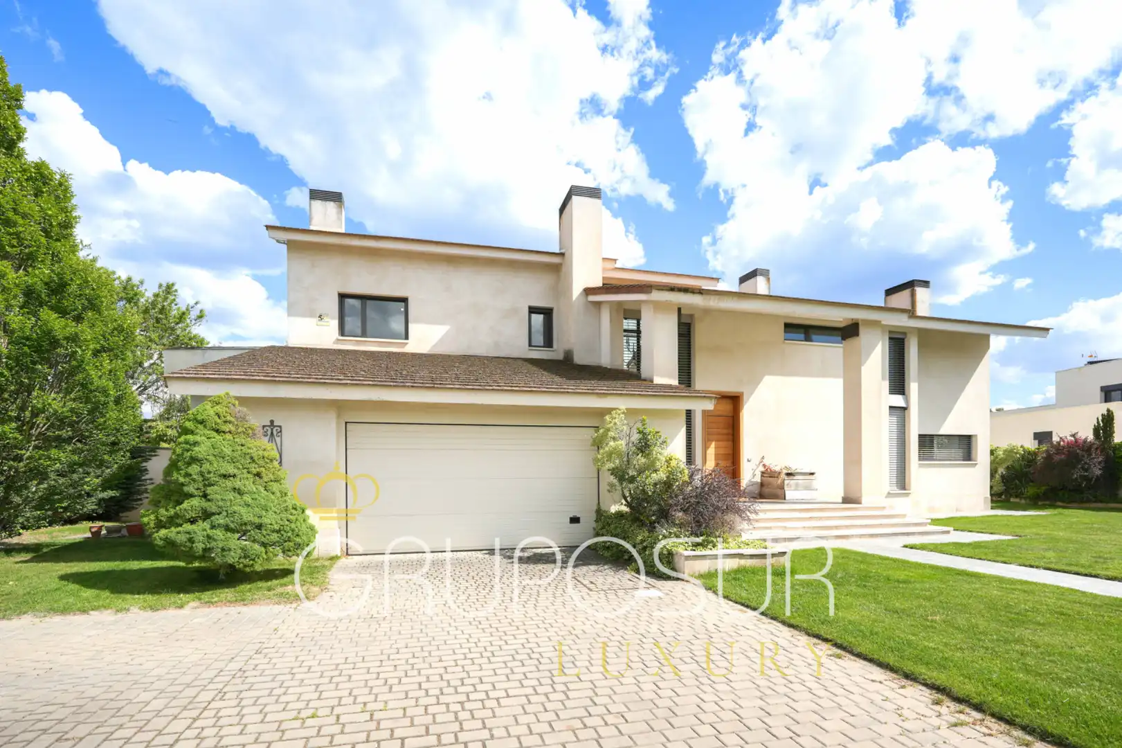 Exterior view of Houses for sale in Simancas  with Air Conditioner, Heating and Private garden