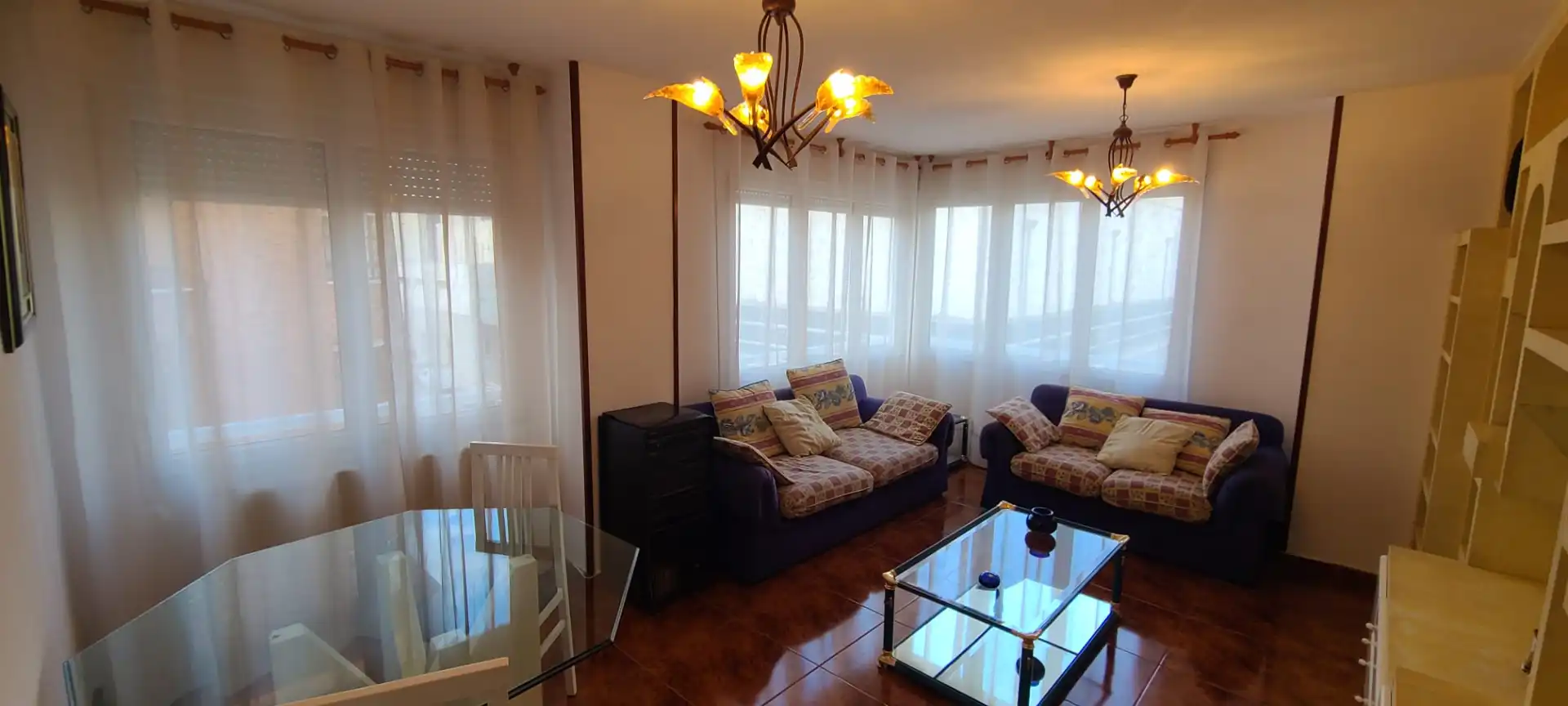 Sala de estar de Piso de alquiler en Gijón  con Calefacción y Amueblado