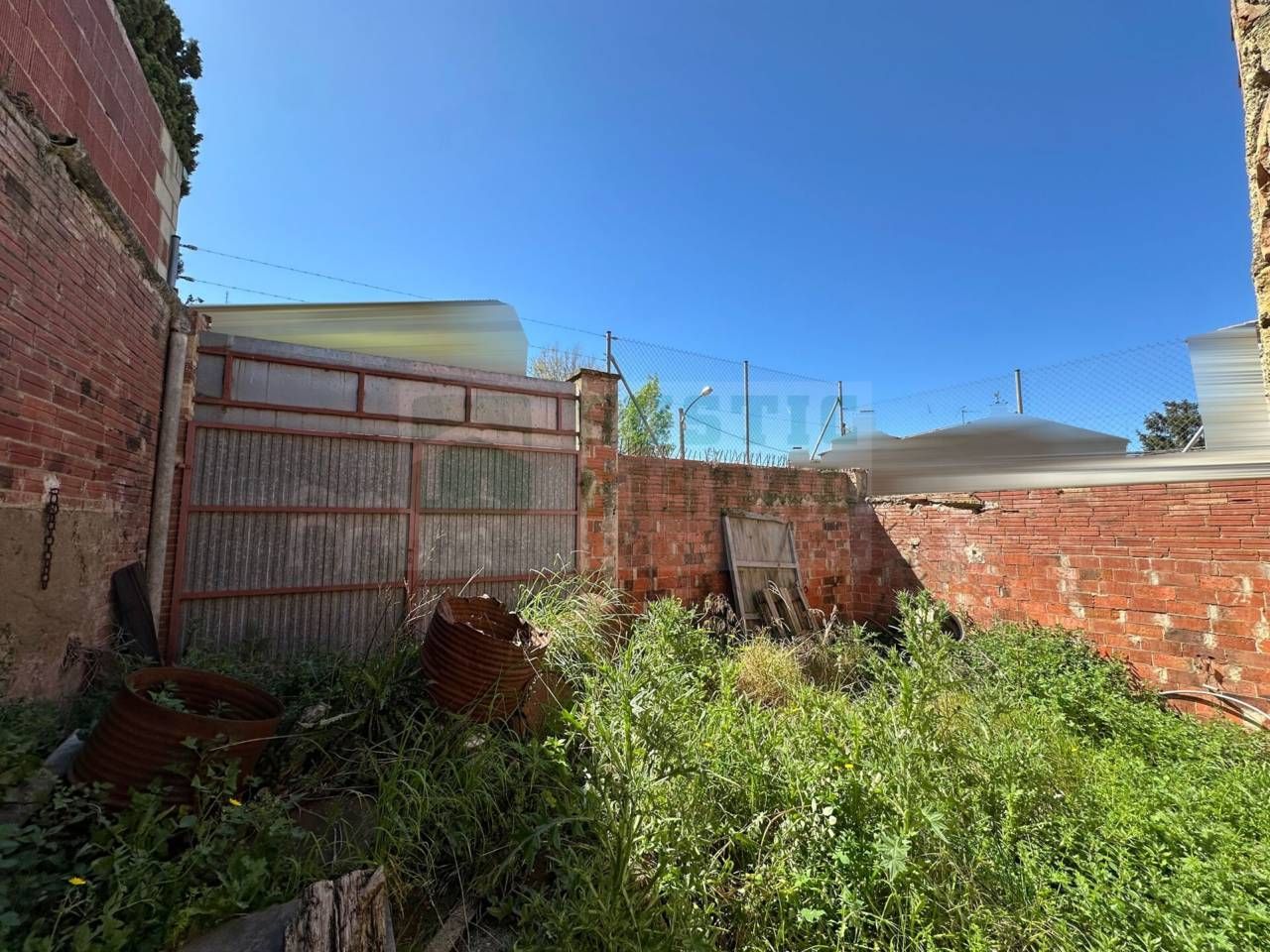 Finca rústica en venta en La Bisbal d'Empordà con Jardín privado