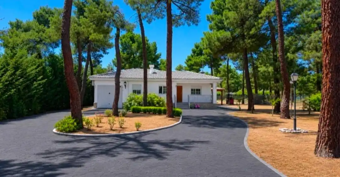 Casa o xalet en venda a Calle PARRACES II, Marugán