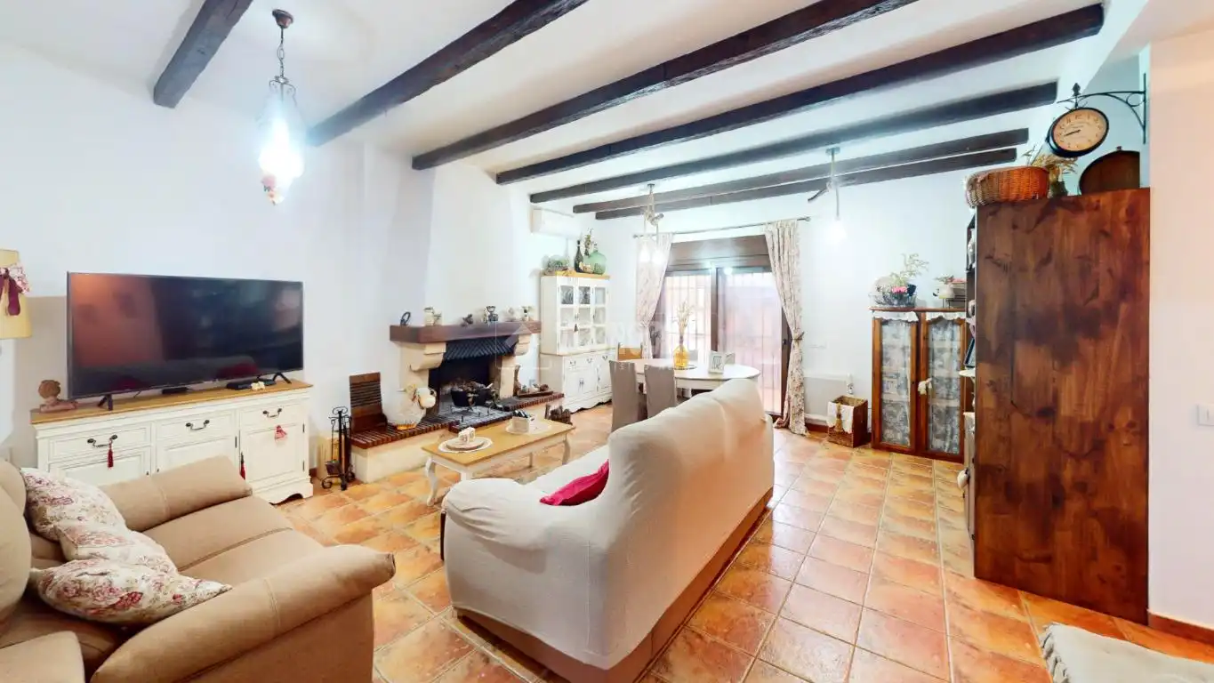 Sala de estar de Casa adosada en venta en Uceda