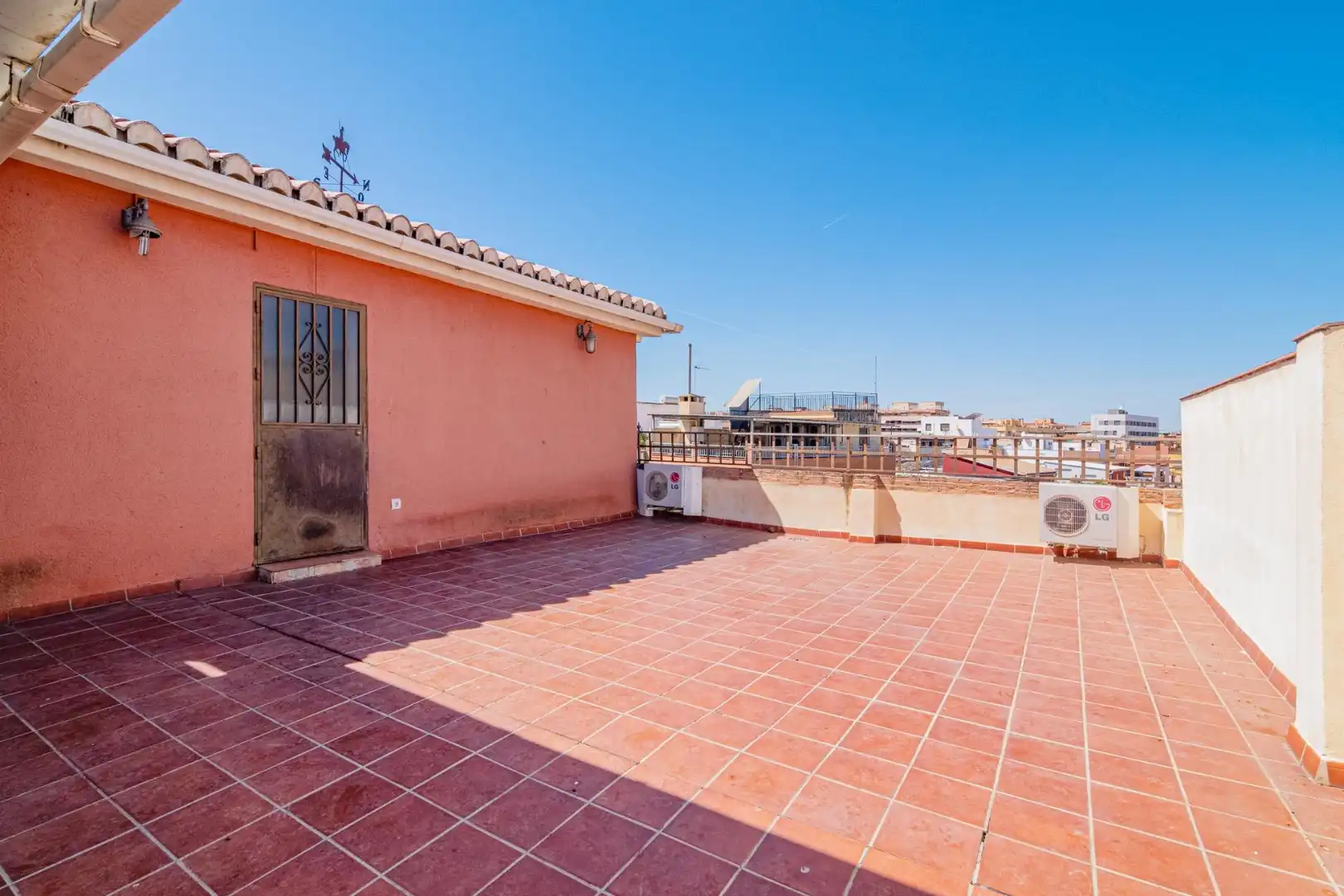 Terrace of Detached homes for sale in Granada  with Air Conditioner, Terrace and Furnished