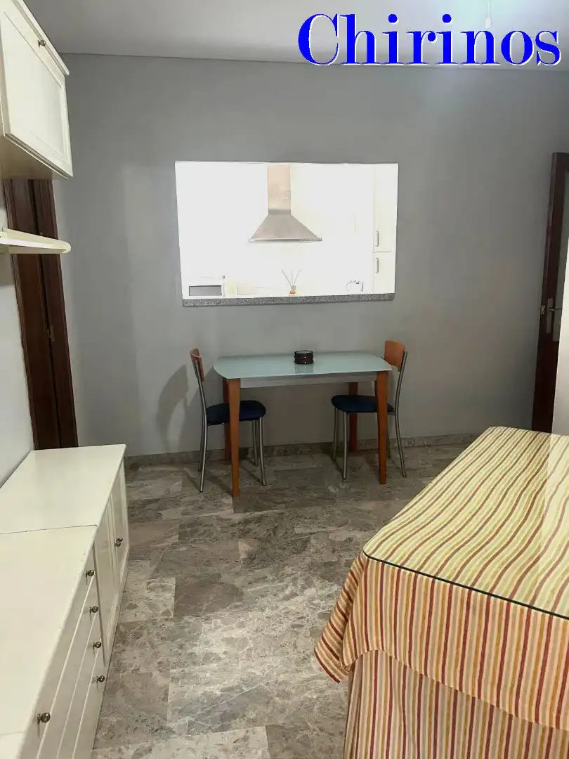 Menjador de Apartament de lloguer en Córdoba amb Aire condicionat, Terrassa i Traster
