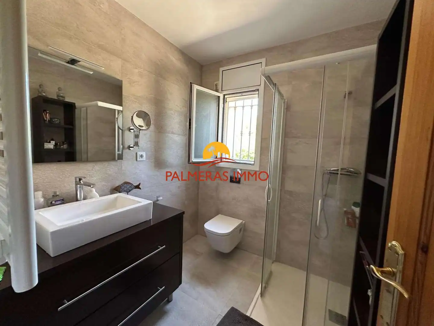 Badezimmer von Haus oder Chalet zum Verkauf in L'Ametlla de Mar  mit Klimaanlage, Schwimmbad und Möbliert