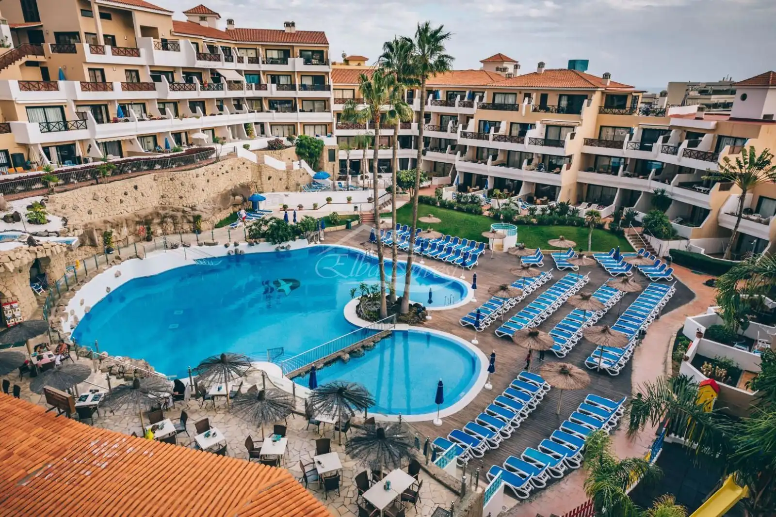 Außenansicht von Wohnung zum Verkauf in San Miguel de Abona mit Klimaanlage, Terrasse und Schwimmbad