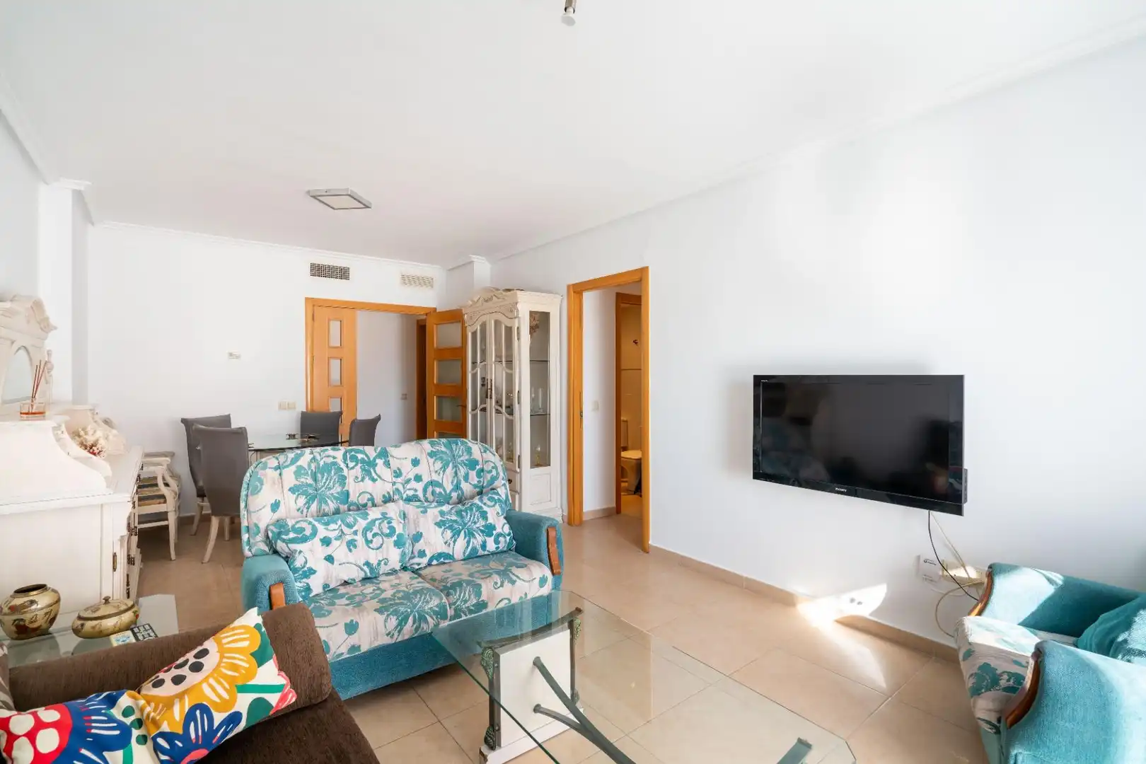 Living room of Flat for sale in Almería  with Air Conditioner, Terrace and Storage room