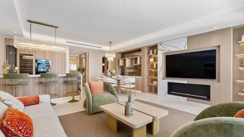 Living room of Flat for sale in Marbella  with Private garden, Terrace and Swimming Pool