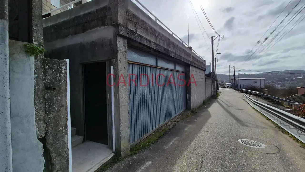 Vista exterior de Casa o chalet en venta en Vigo  con Calefacción, Trastero y Amueblado