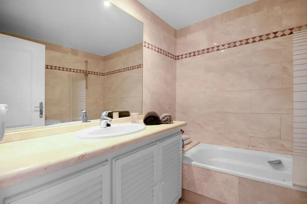 Appartamento con terrazza in vendita a Nueva Andalucía, imagen 11