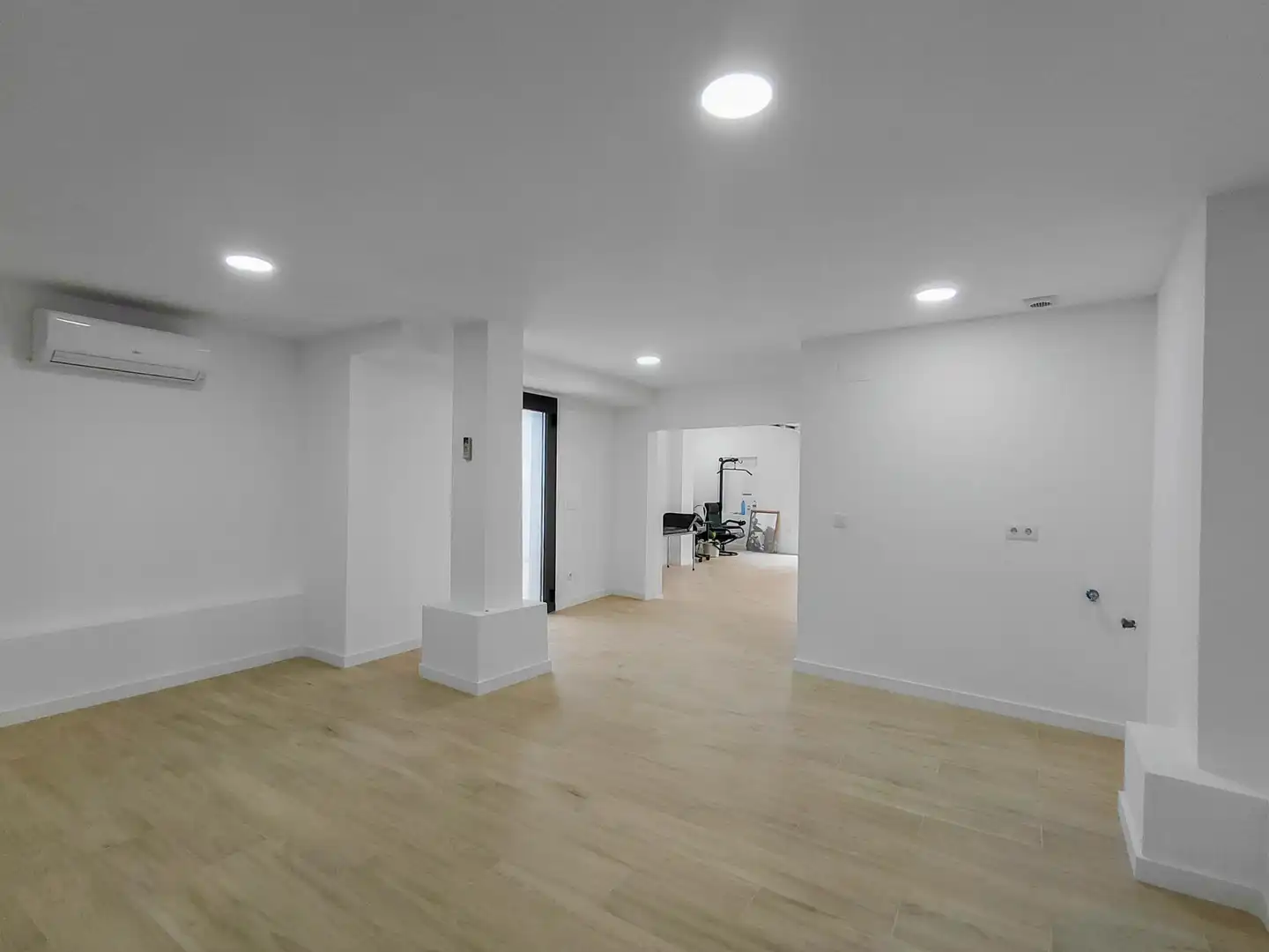 Adosado con terraza en venta en Les Roquetes, imagen 3