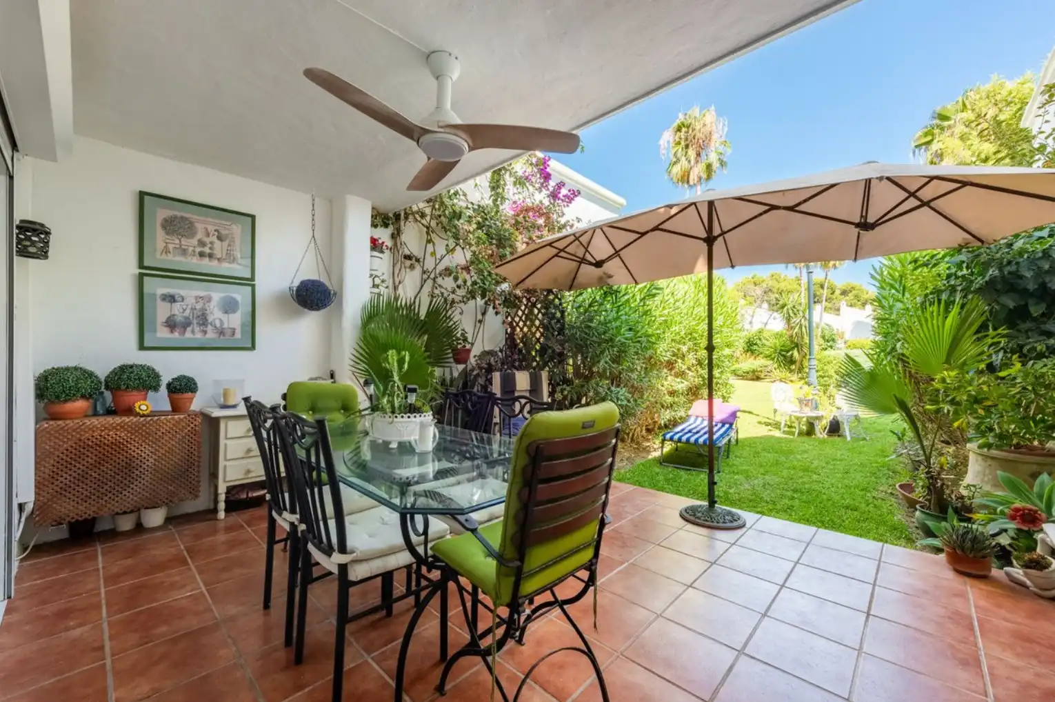 Terraza de Casa adosada en venta en Estepona con Aire acondicionado, Terraza y Amueblado