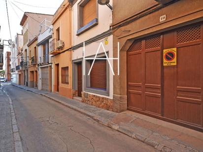 Exterior view of Single-family semi-detached for sale in Canet de Mar  with Terrace and Alarm