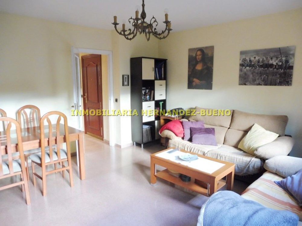 Living room of Duplex for sale in Salamanca Capital  with Heating