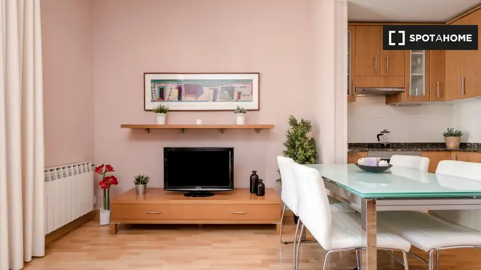 Flat with terrace to rent in Eixample, imagen 3