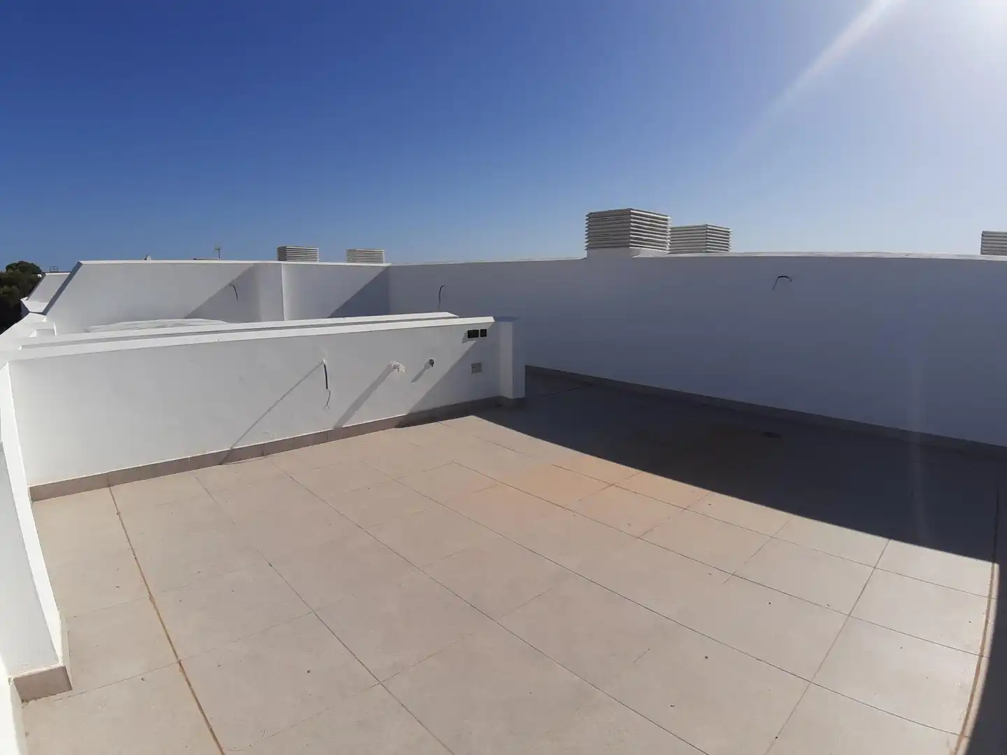Terraza de Ático de alquiler en Fuengirola con Terraza, Trastero y Jacuzzi