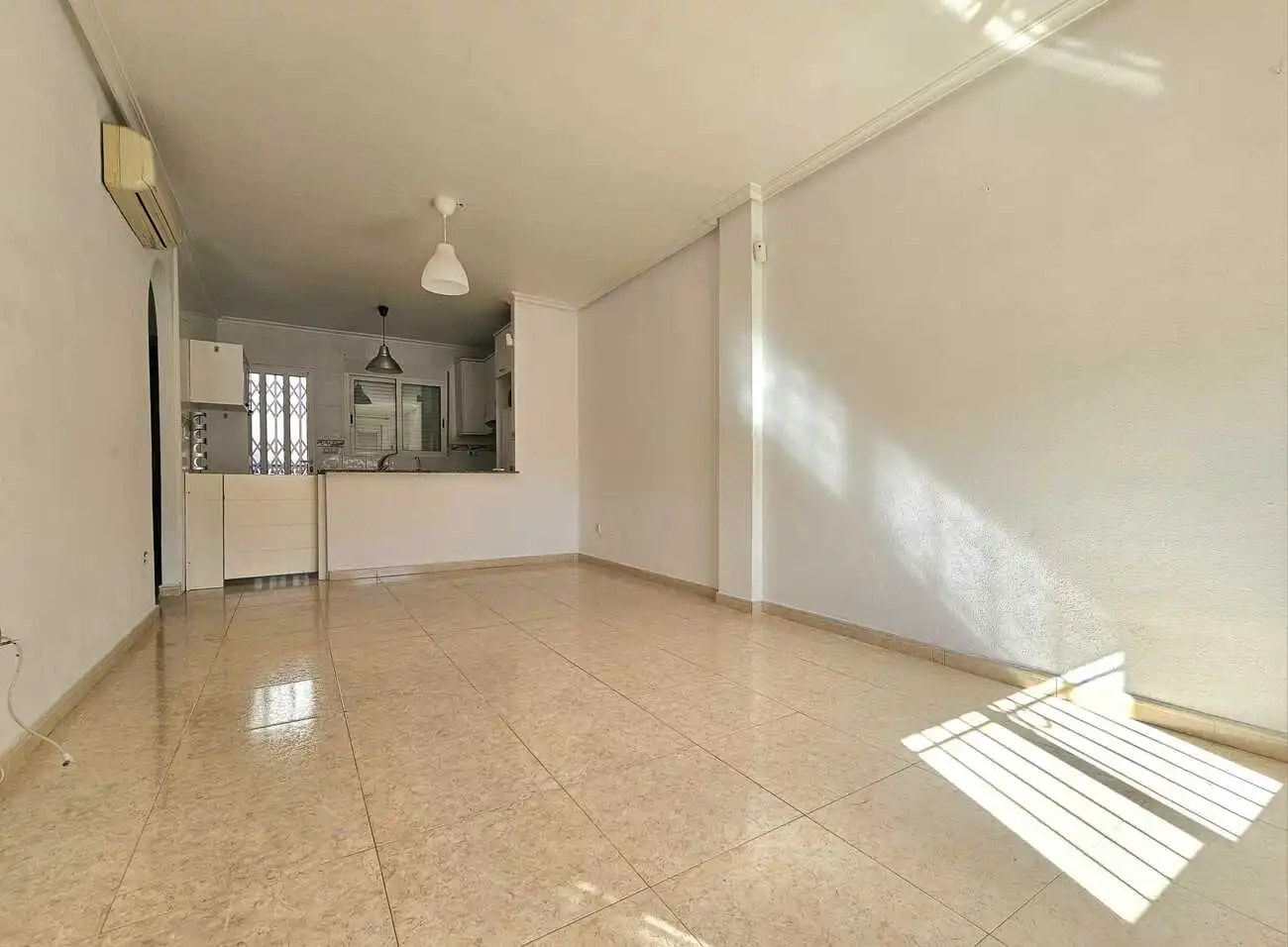 Casa adosada en venda a Jerónimo y Avileses