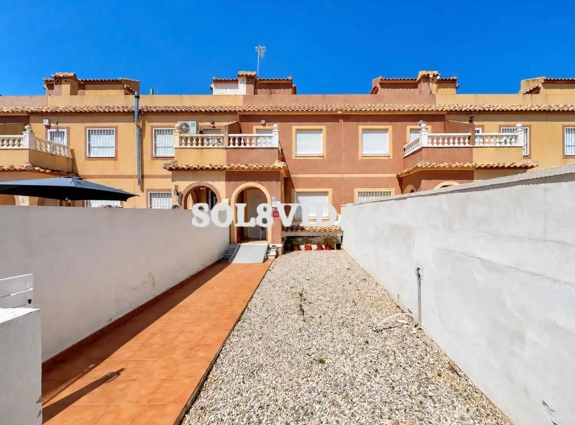 Vista exterior de Casa o chalet en venta en Murcia con Aire acondicionado, Amueblado y Balcón