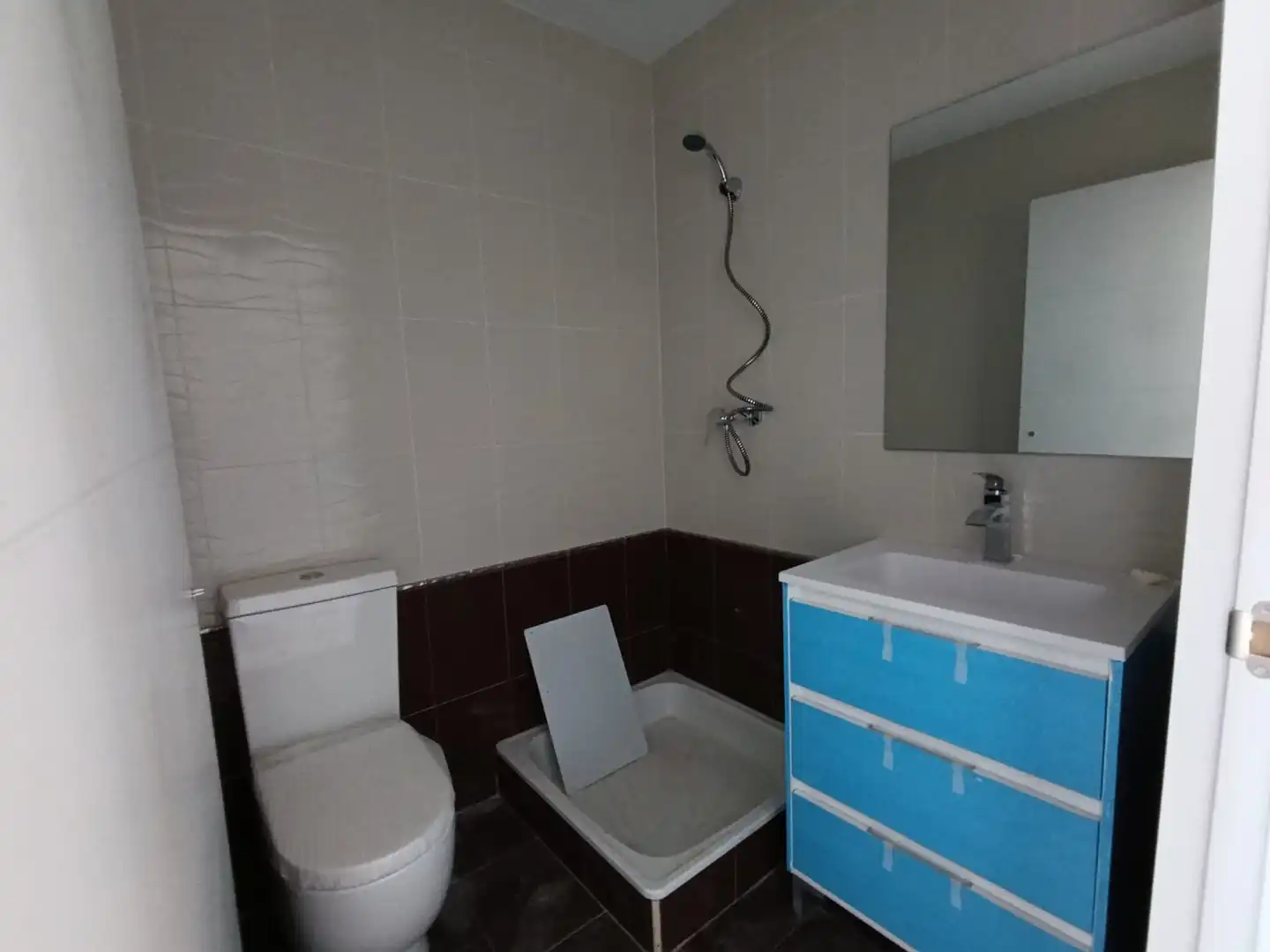 Baño de Piso en venta en Argamasilla de Alba con Aire acondicionado y Terraza