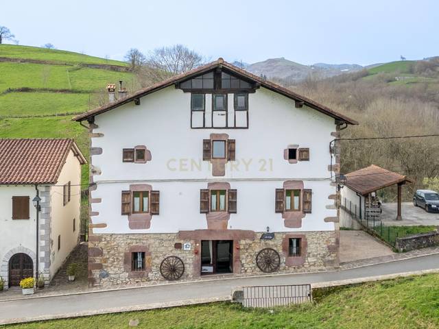Edificio en Venta en 31794 Baztan, Spain, -1 en Baztan