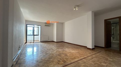 Photo 5 of Flat for rent in Calle Calle Aramayona, 3, Rejas, Madrid Capital