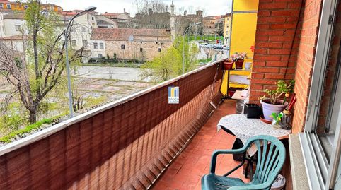 PISO EN VENTA DE 3 DORMITORIOS, TERRAZA Y GARAJE CERRADO EN ZONA LAS VEGAS, ZAMORA.