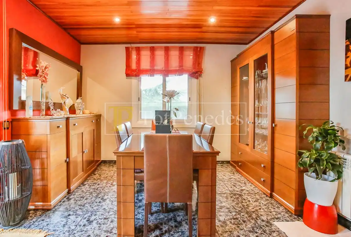 Dining room of Houses for sale in Torrelles de Foix  with Air Conditioner, Heating and Private garden
