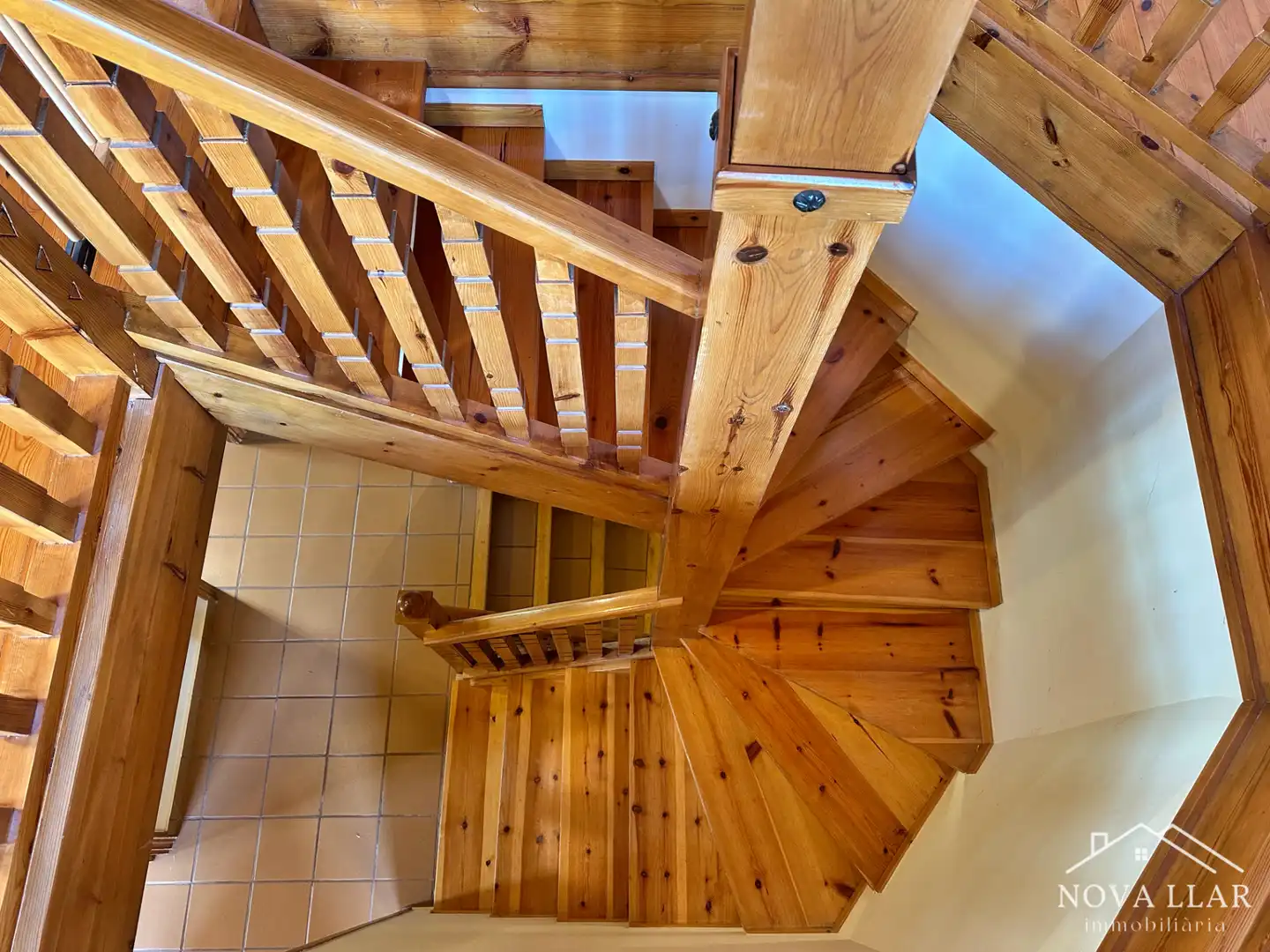 Einfamilien-Reihenhaus zum Verkauf in Vilallonga de Ter mit Heizung, Privatgarten und Terrasse