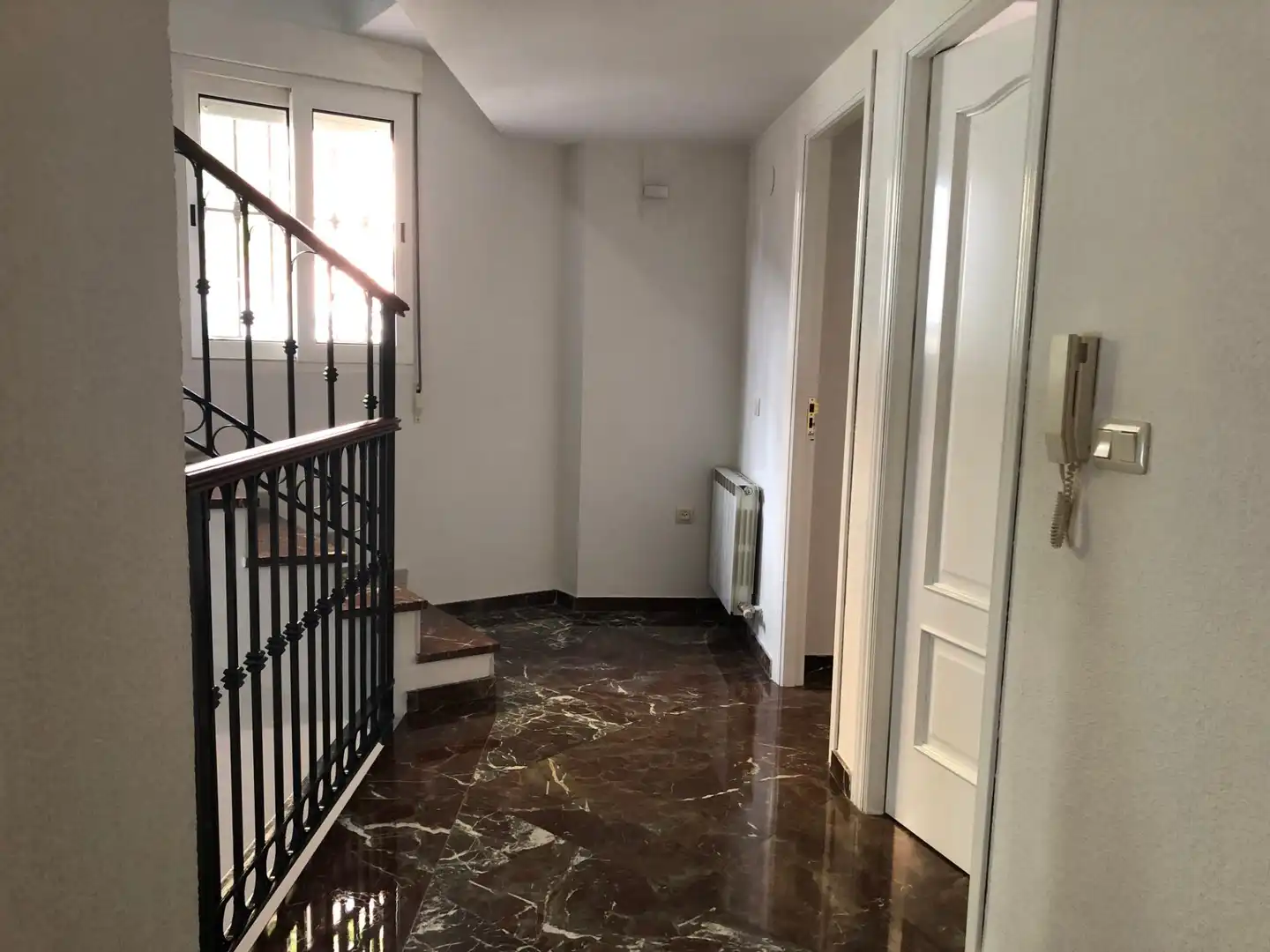 Casa o xalet en venda en Jaén amb Terrassa, Traster i Balcó