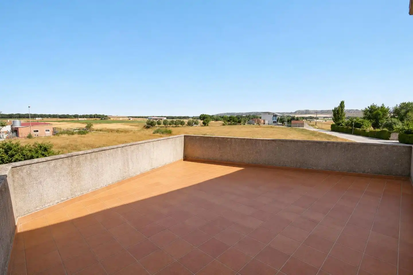 Terraza de Casa o chalet en venta en Alcazarén con Calefacción, Jardín privado y Trastero