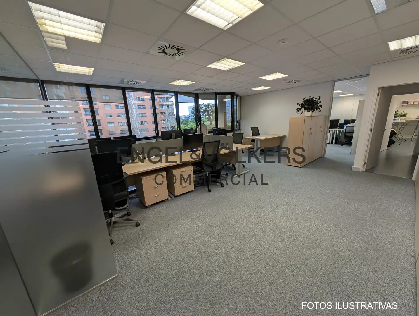 Office for rent in Barcelona  with Air Conditioner