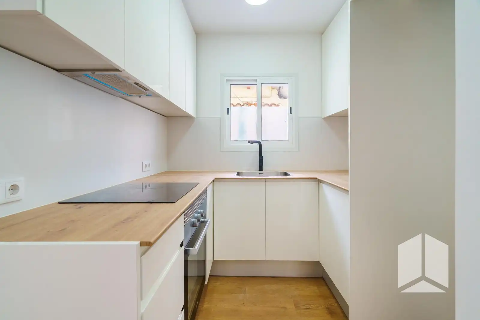 Erdgeschosswohnung zum Verkauf in Carrer 3, imagen 9