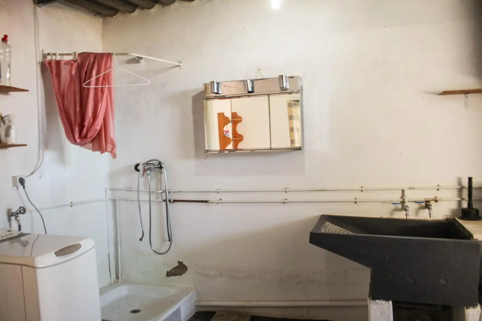 Bathroom of Houses for sale in Viso del Marqués  with Air Conditioner, Heating and Private garden