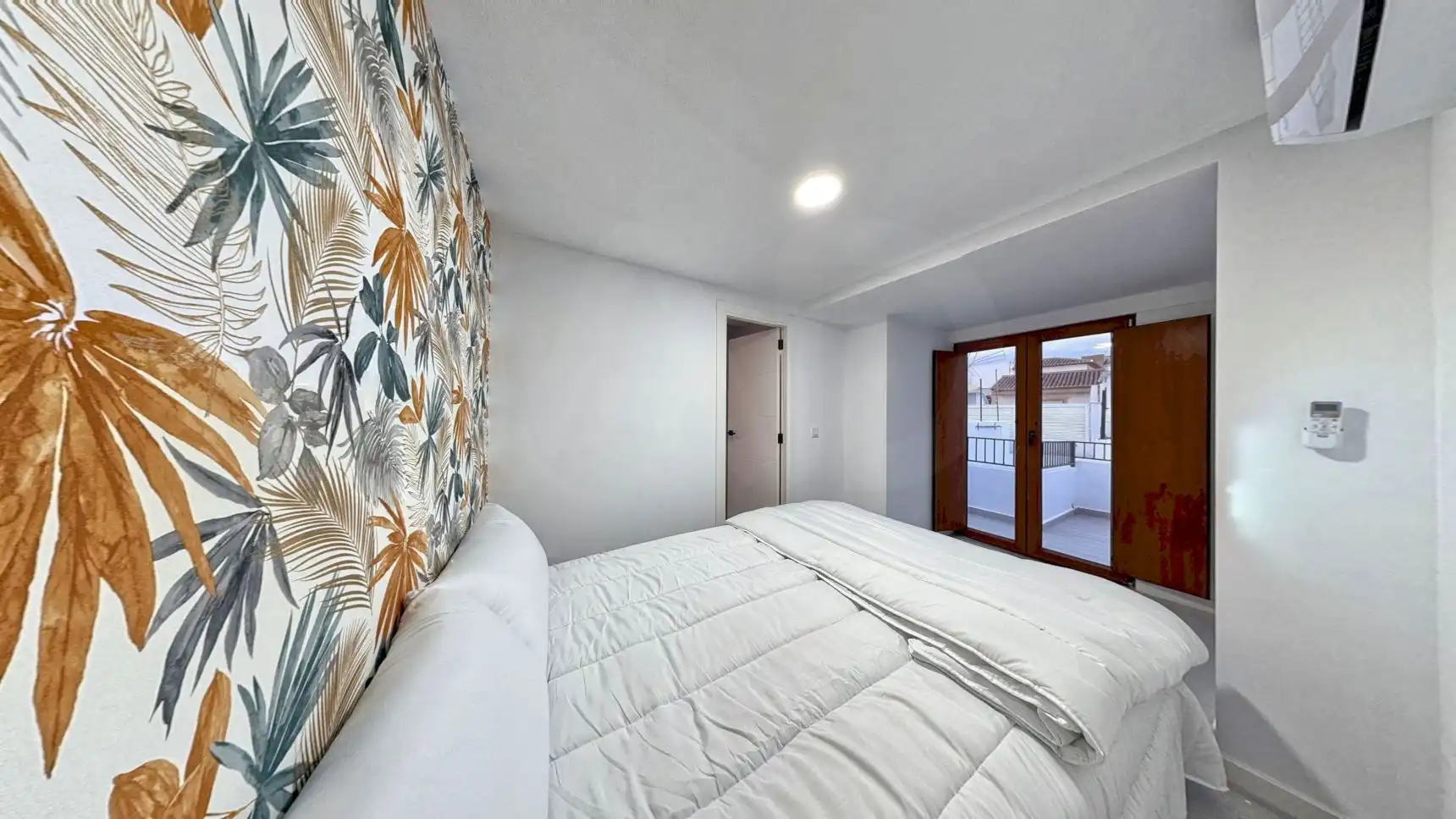 Bedroom of Houses for sale in Jávea / Xàbia  with Air Conditioner, Heating and Terrace