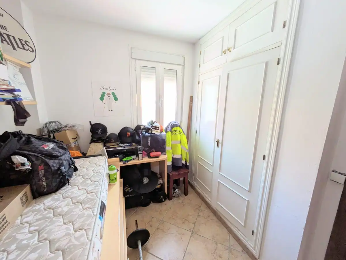 Dormitori de Casa adosada en venda en Torremolinos amb Aire condicionat, Calefacció i Jardí privat