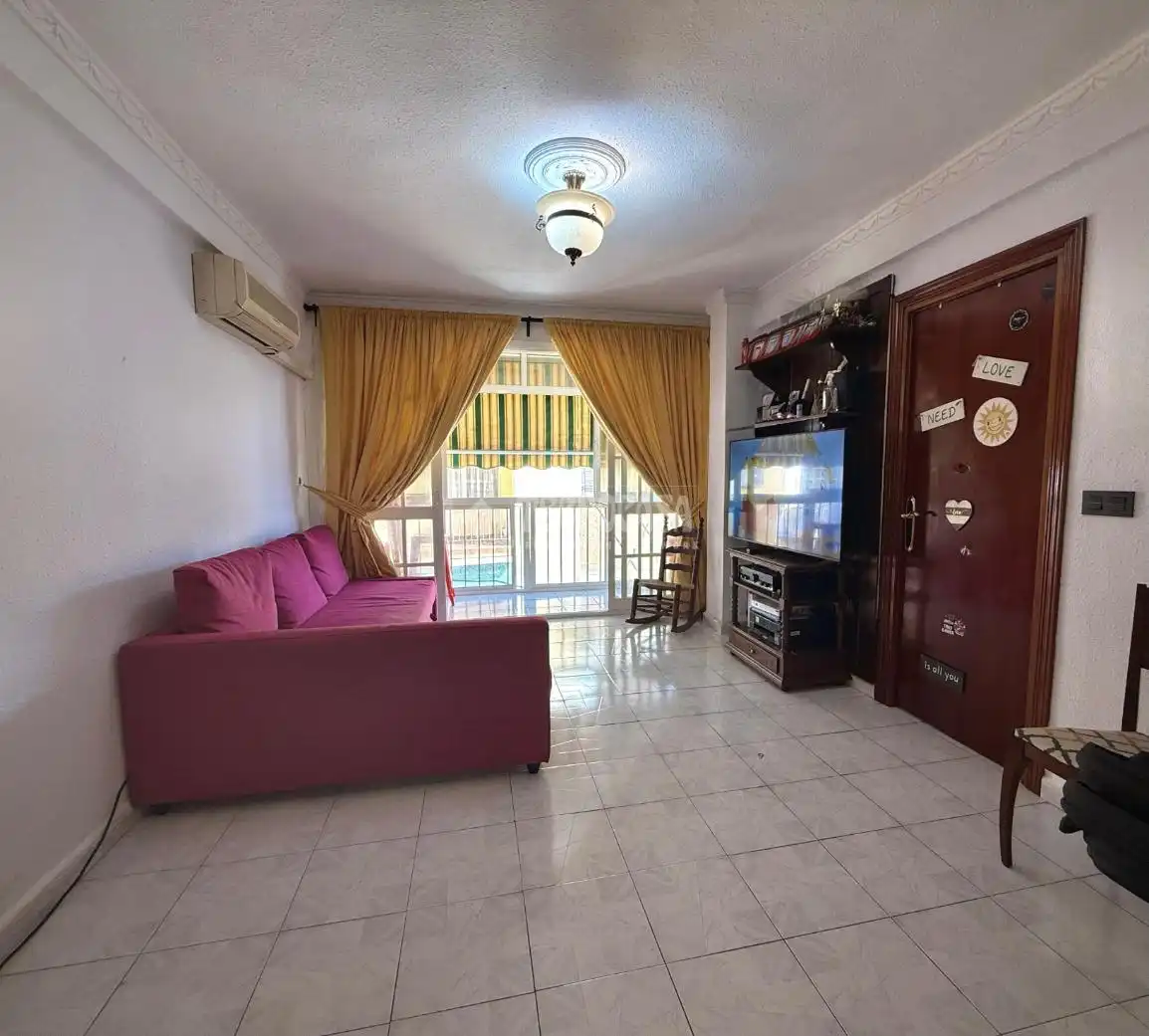 Living room of Flat for sale in Málaga  with Air Conditioner and Terrace