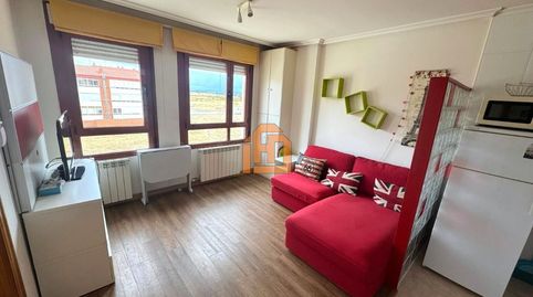 Foto 4 de Apartament de lloguer a Calle Javier Pascual, Valverde de la Virgen, León