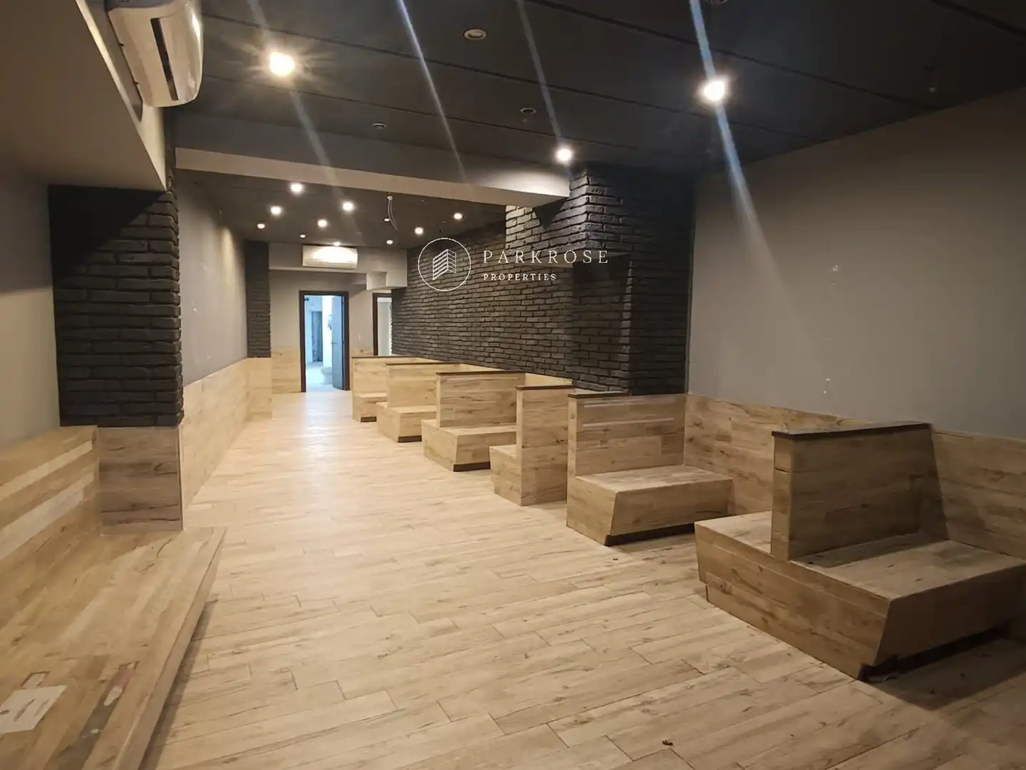 Local comercial de lloguer a Viladomat