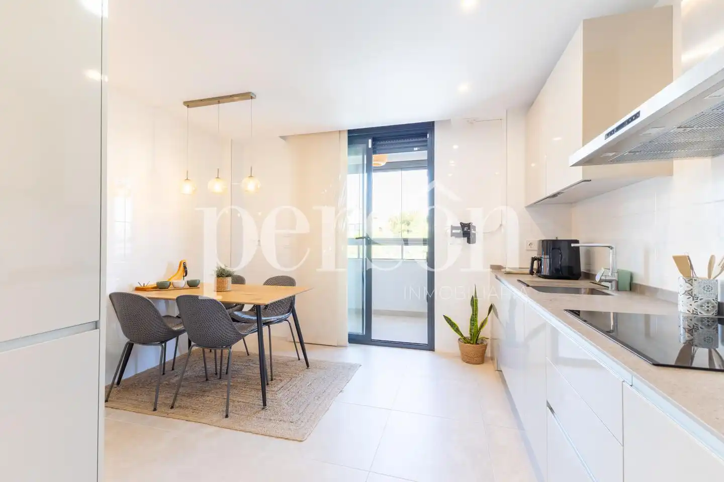 Cocina de Ático en venta en Torrent con Aire acondicionado, Terraza y Trastero