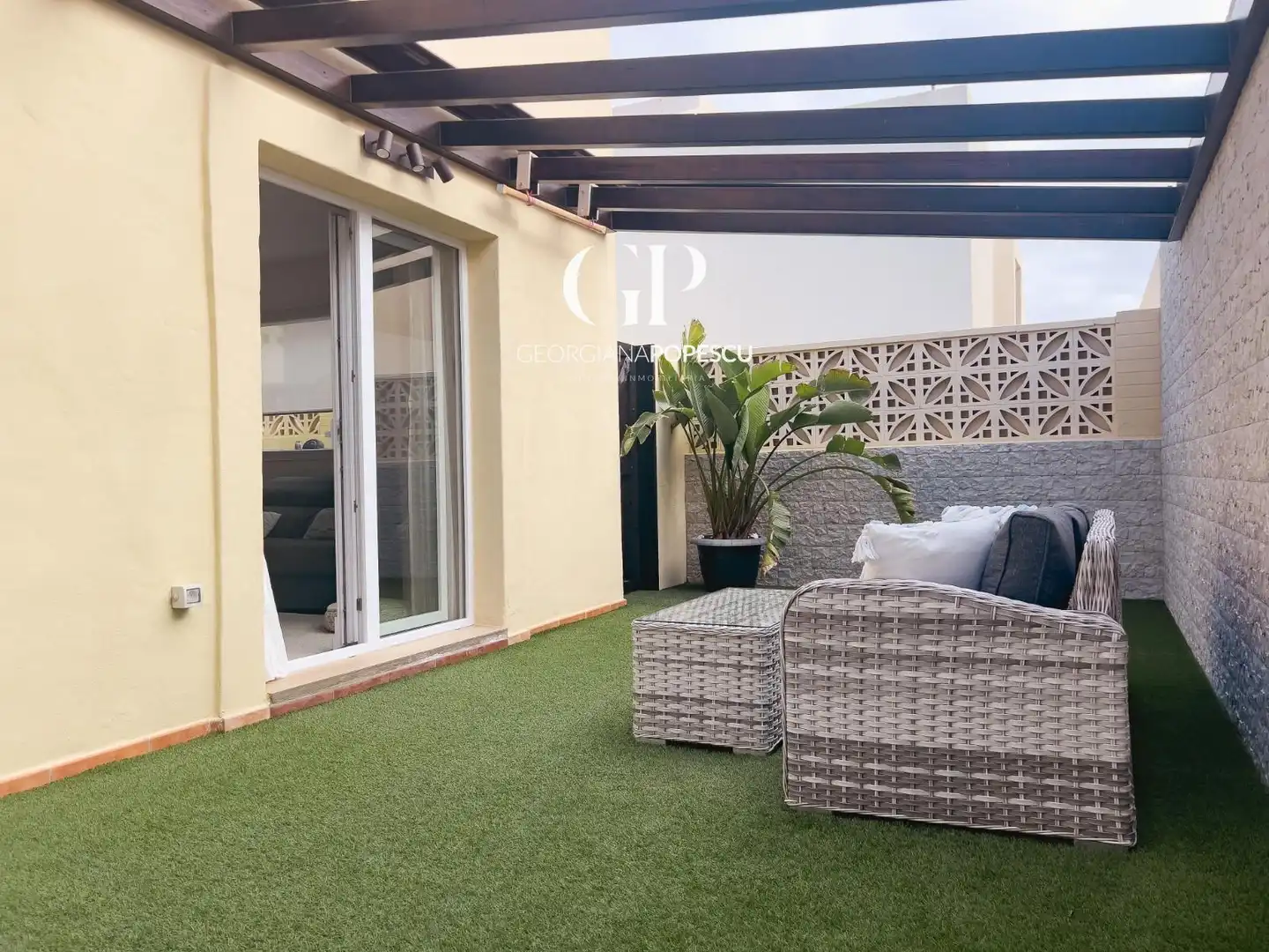 Terrasse von Haus oder Chalet zum Verkauf in La Oliva mit Privatgarten, Terrasse und Möbliert