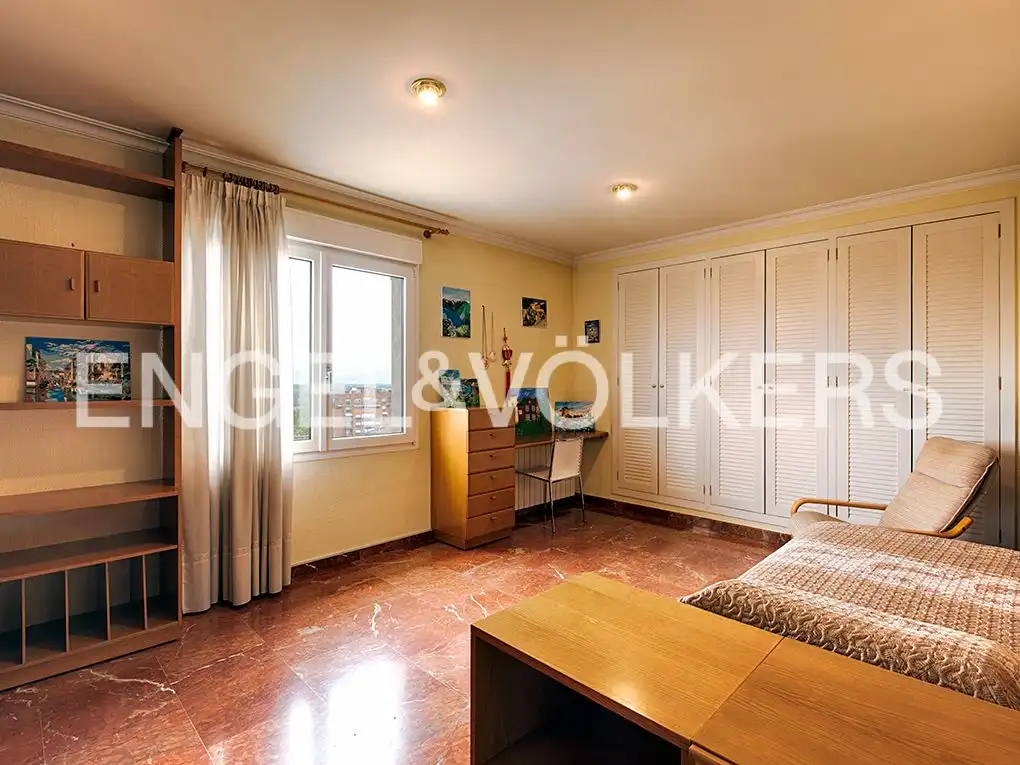Casa con terraza en venta en Parc Bosc - Castell, imagen 24