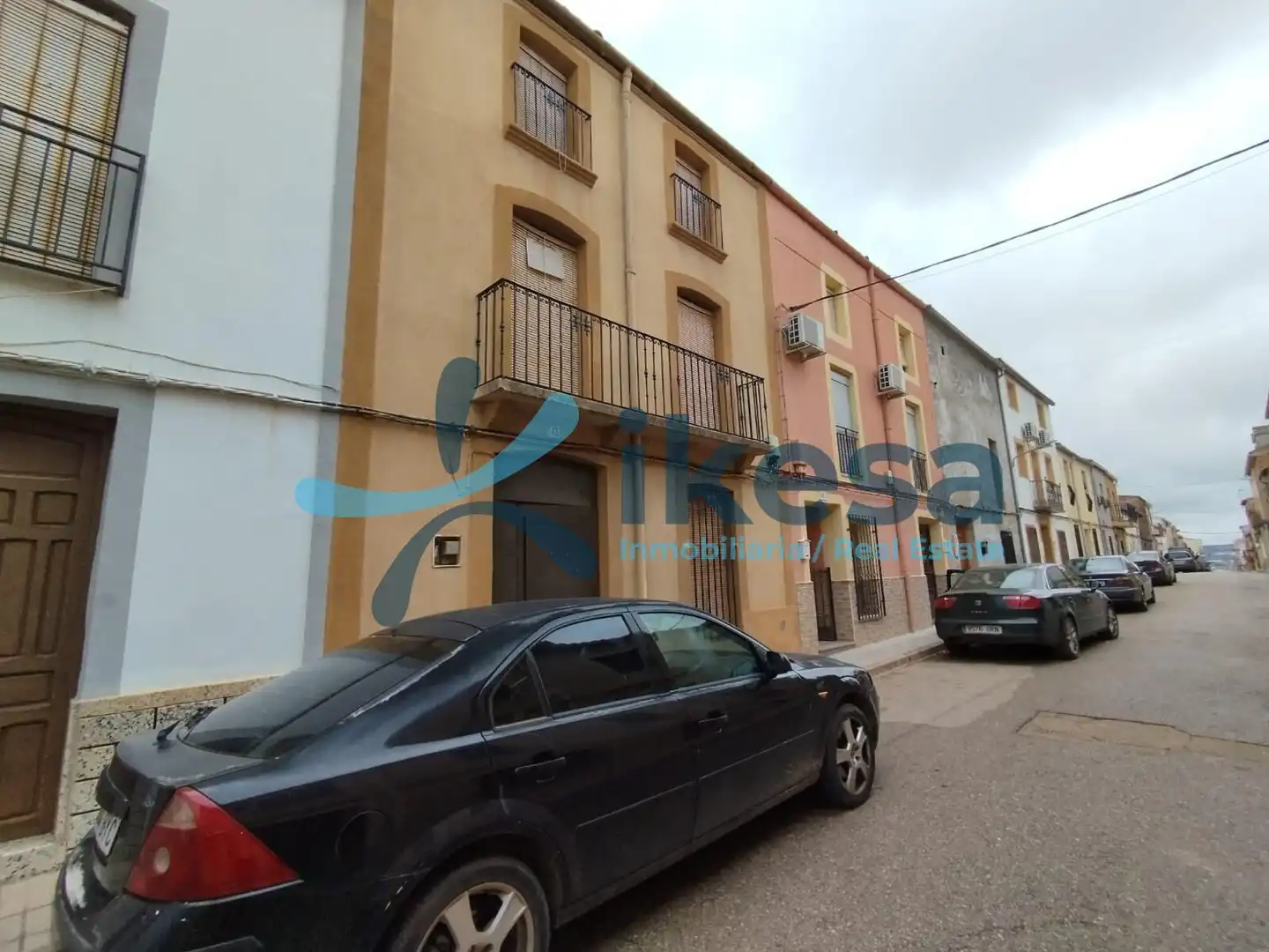 Vista exterior de Casa adosada en venta en Montizón