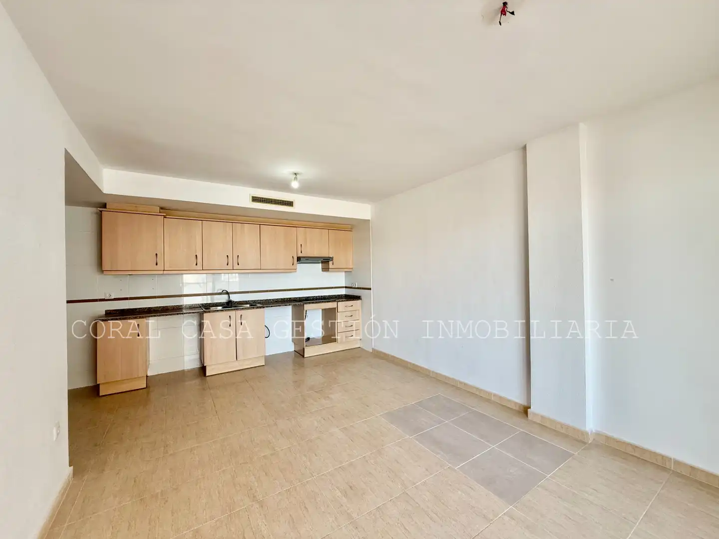 Cuina de Apartament en venda en Chilches / Xilxes amb Terrassa, Traster i Piscina comunitària