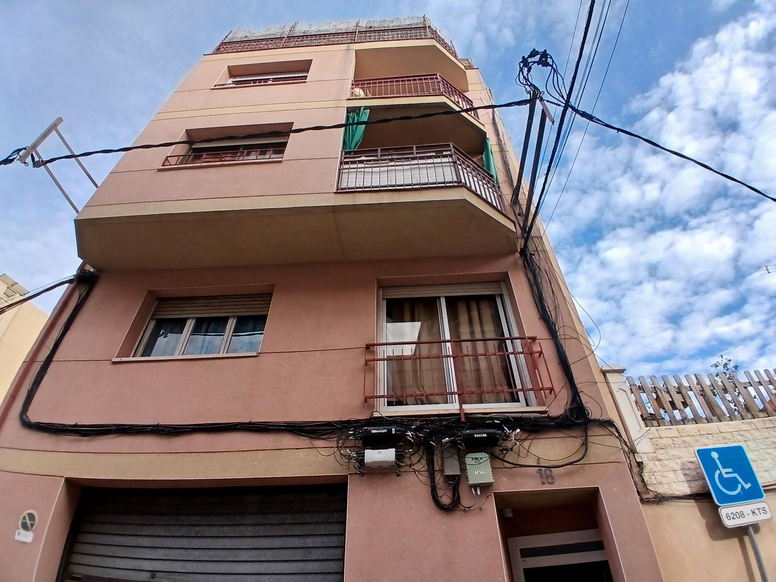 Vista exterior de Piso en venta en Montgat