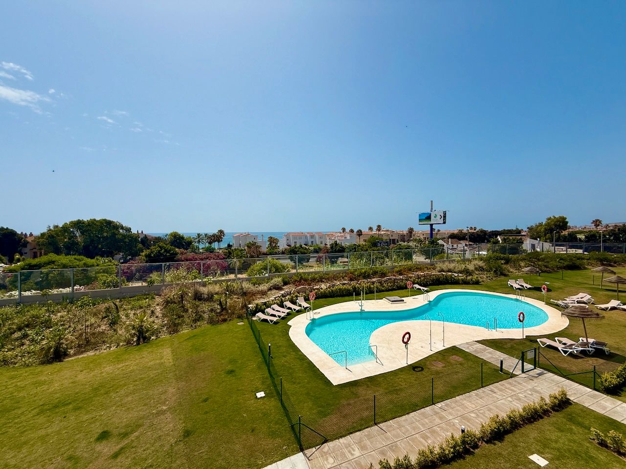 Jardí de Apartament en venda en Casares amb Aire condicionat, Calefacció i Terrassa